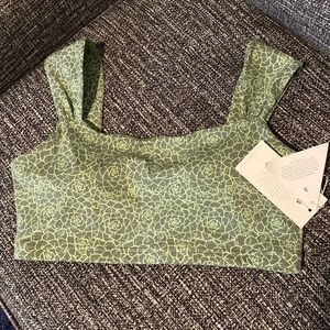 ✨SOLD✨ Buffbunny Aloe Sports Bra- Eden Green Print
